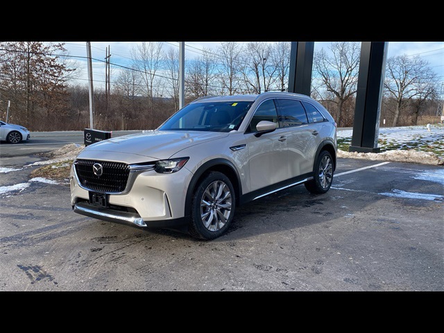 2025 Mazda CX-90 Premium Plus Package's photo