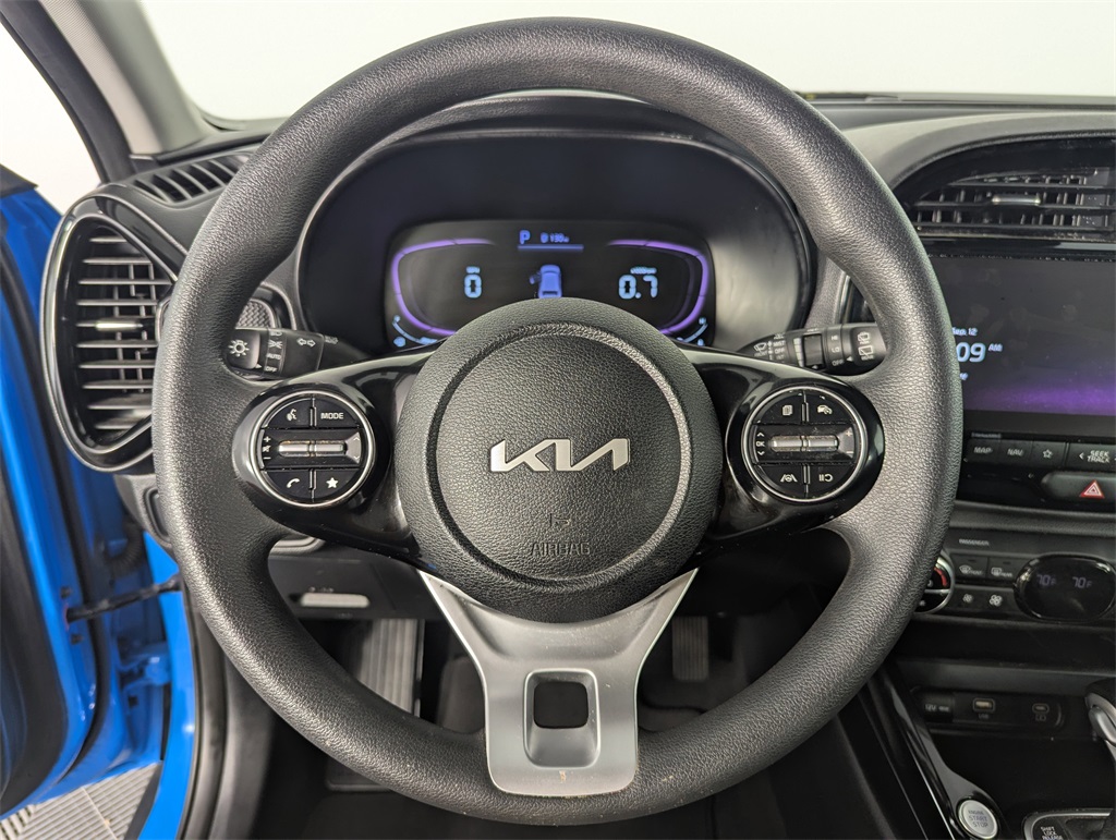 2023 Kia Soul S photo 21
