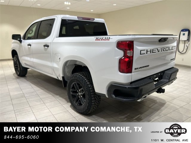 2025 Chevrolet Silverado 1500 Custom Trail Boss photo 3