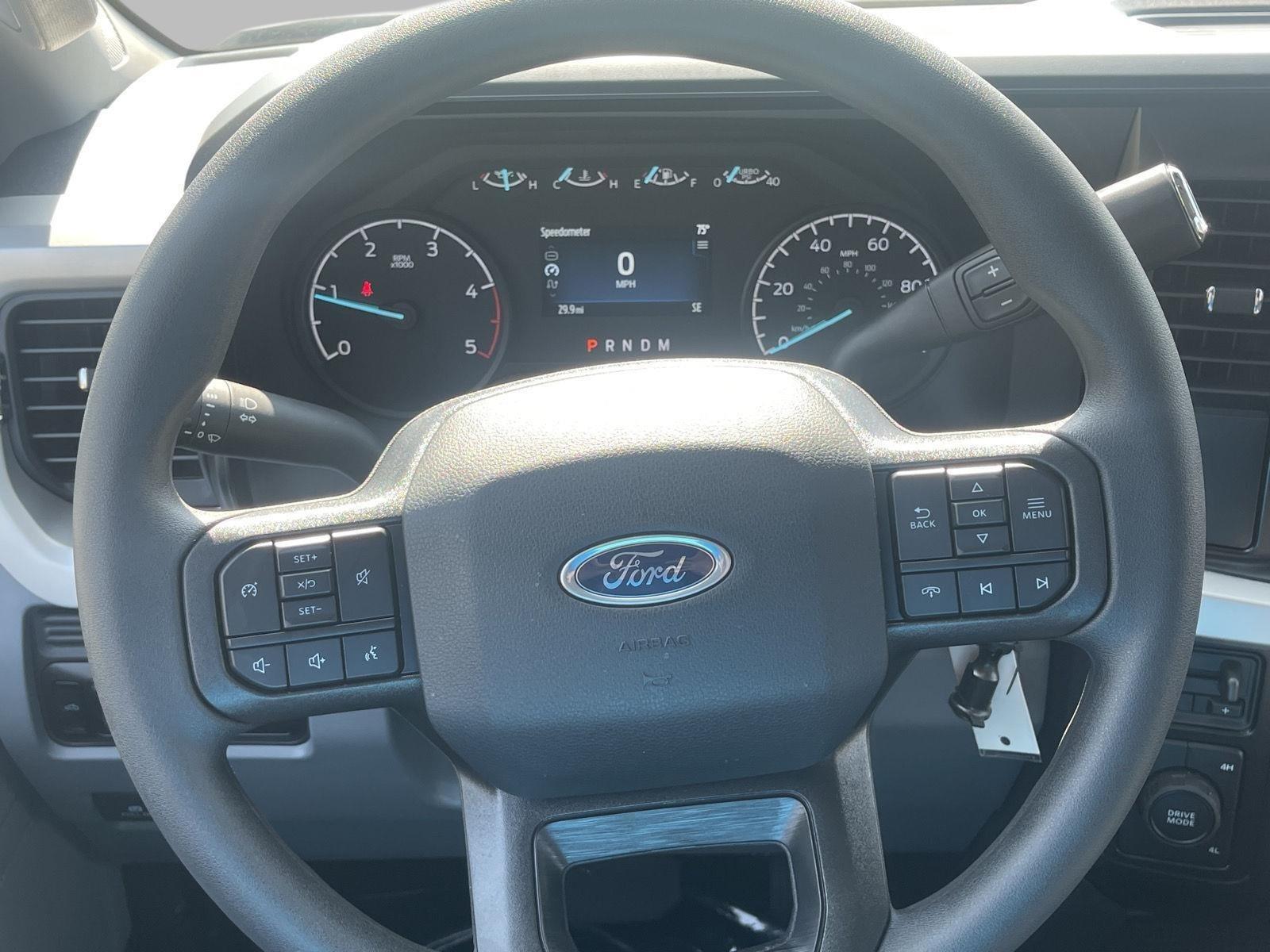 2026 Ford F-350 XLT photo 23