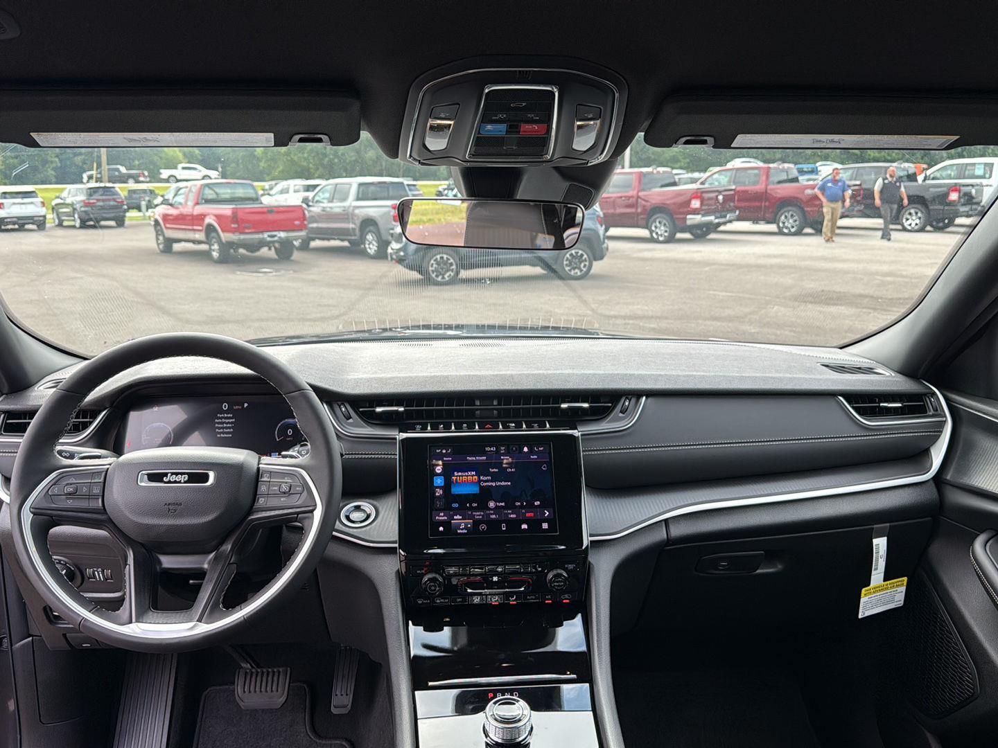 2025 Jeep Grand Cherokee Altitude photo 5