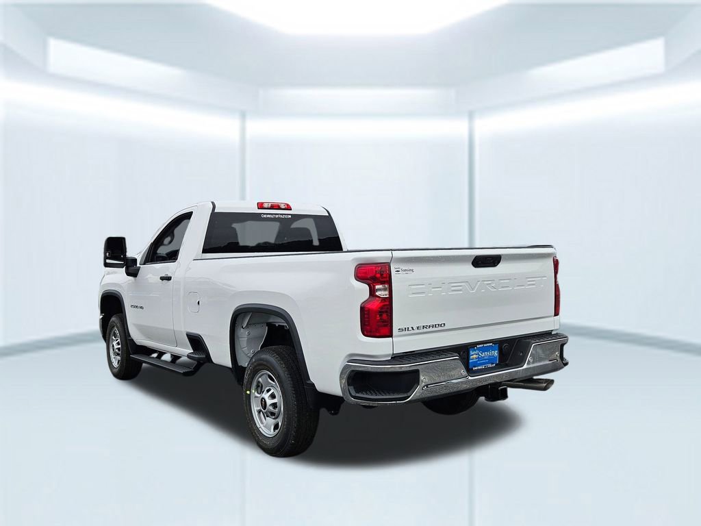 2025 Chevrolet Silverado 2500HD photo 2