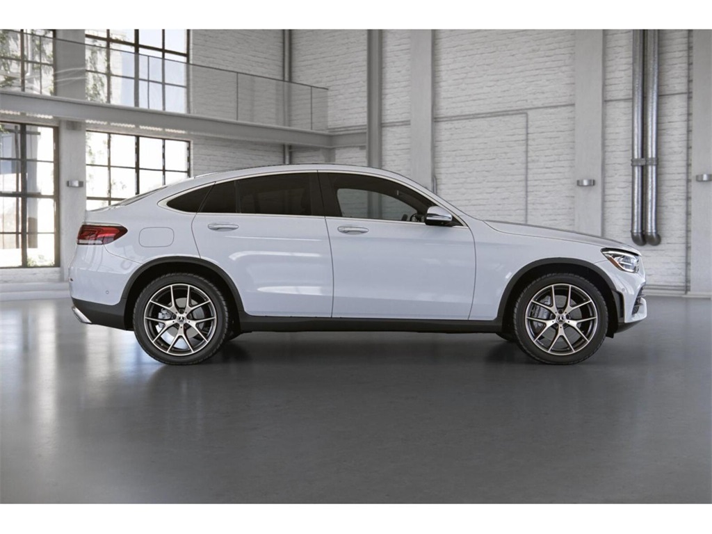 2022 Mercedes Benz GLC 300 Coupe photo 2