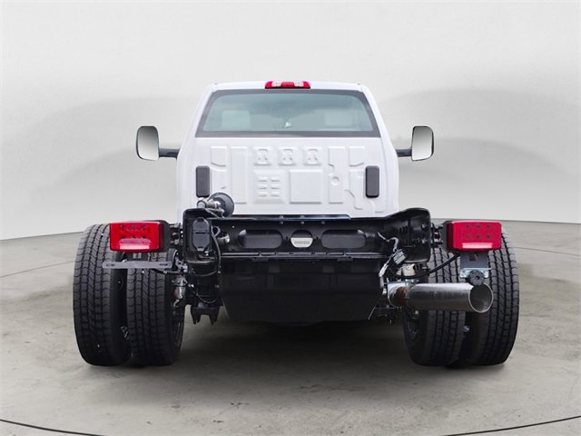 2024 Chevrolet Silverado 4500HD Work Truck photo 4