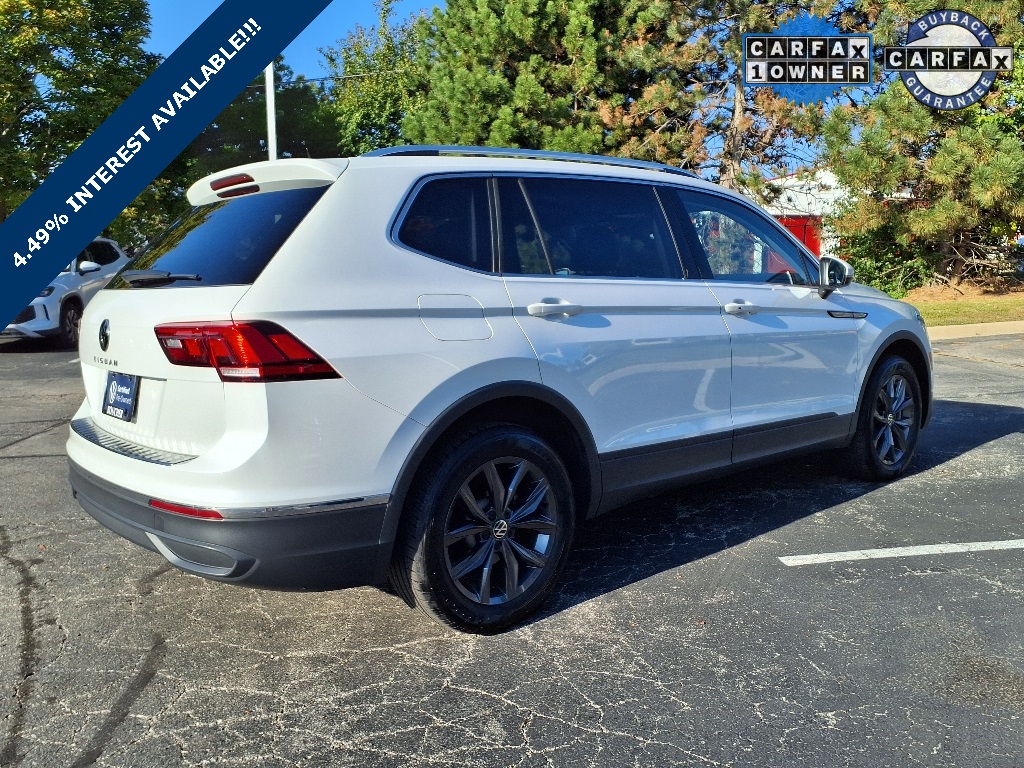 2023 Volkswagen Tiguan SE photo 3