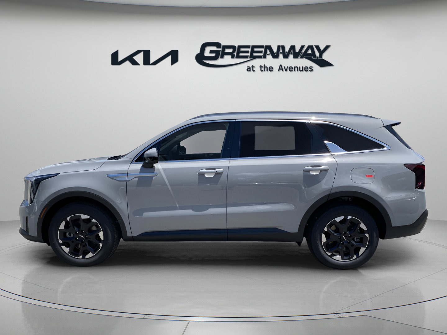 2025 Kia Sorento S photo 2