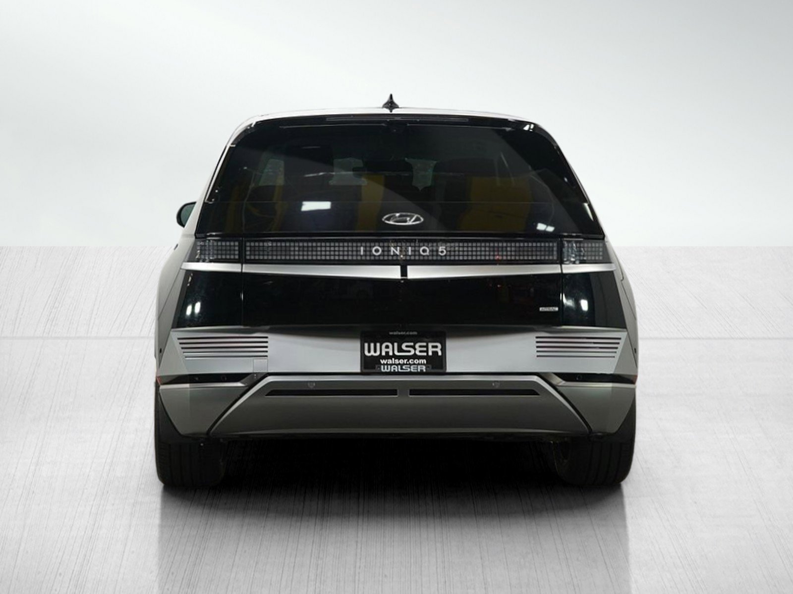 2024 Hyundai Ioniq 5 Limited photo 4