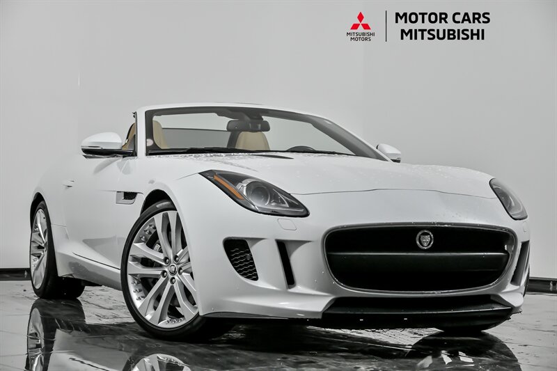 2014 Jaguar F-TYPE Base's photo