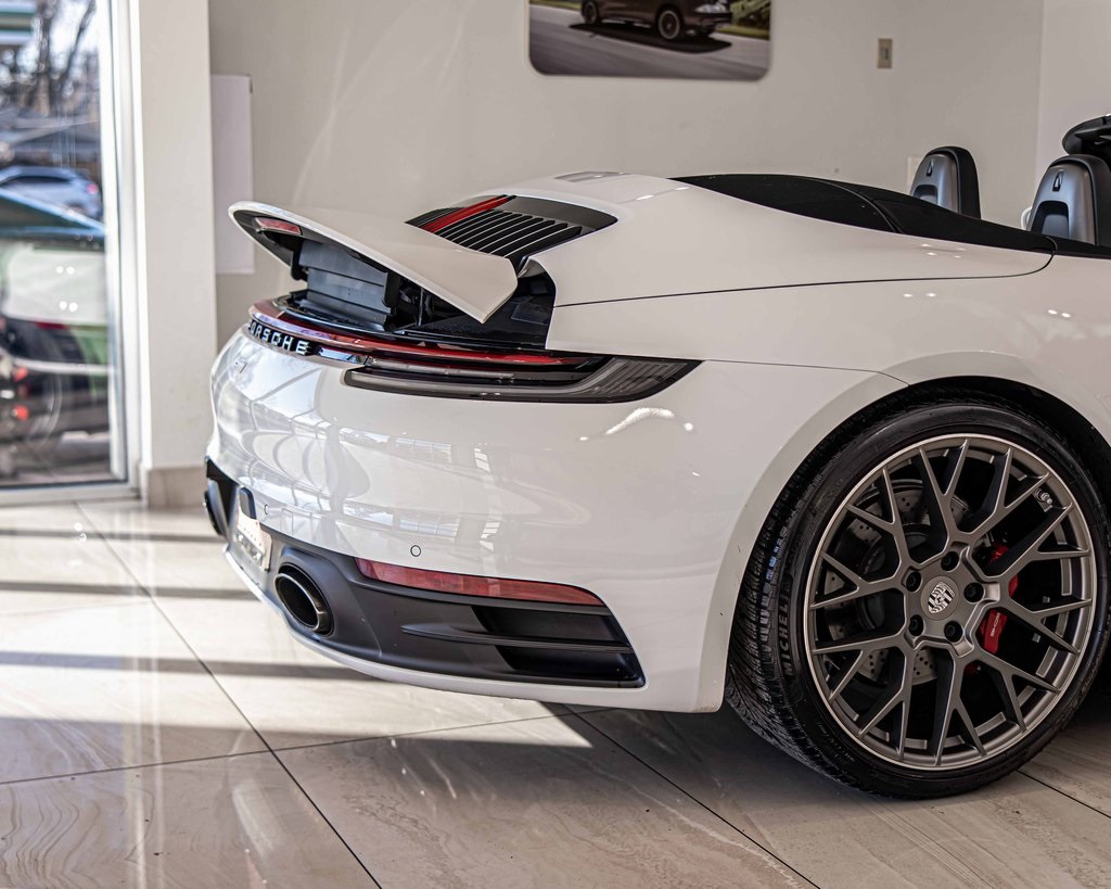 2022 PORSCHE 911 - Image 13