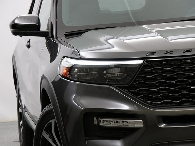 2020 Ford Explorer ST photo 4