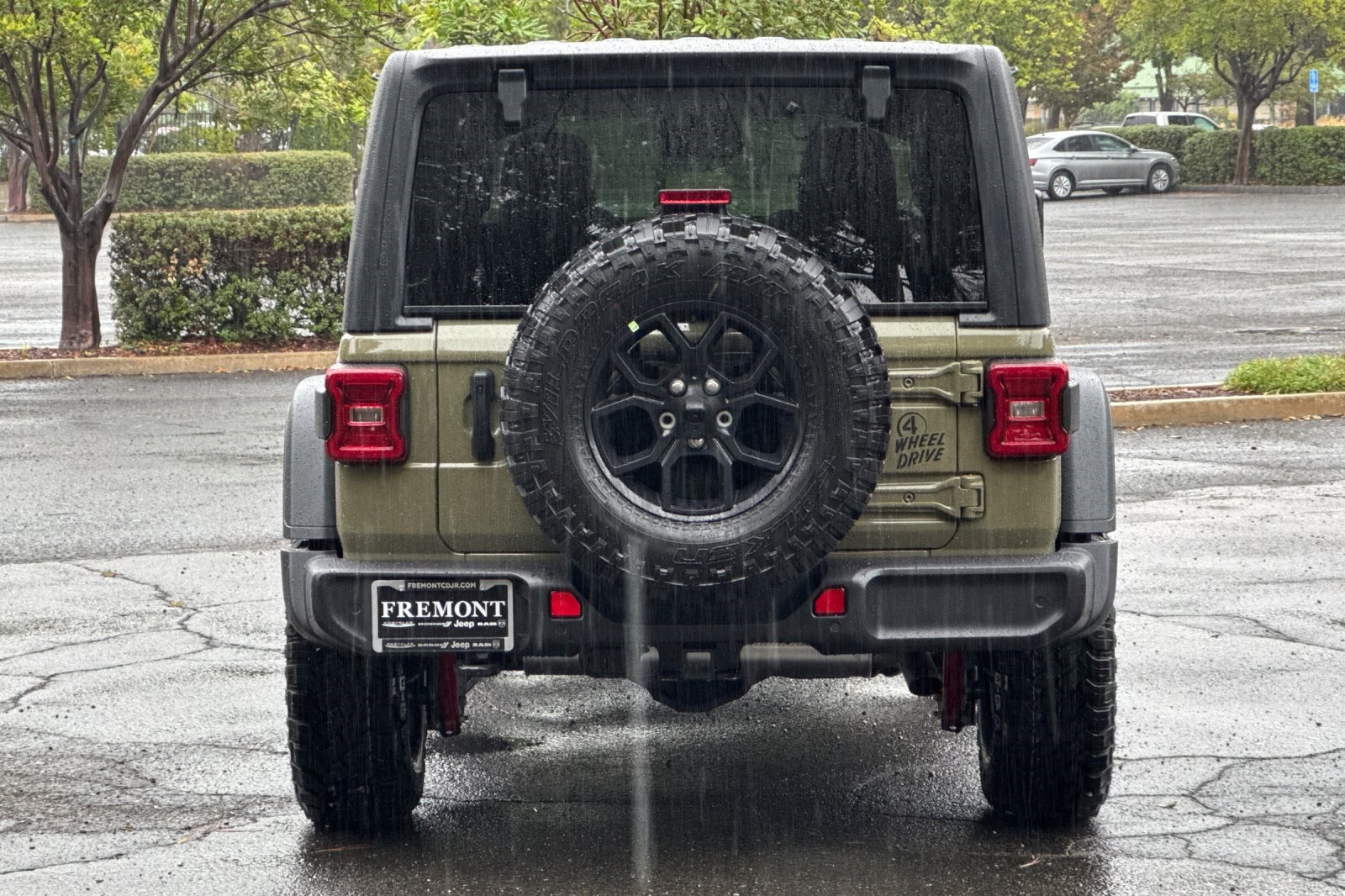 2025 Jeep Wrangler Willys photo 4