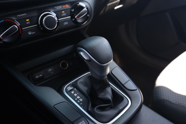 2023 Kia Soul LX photo 28