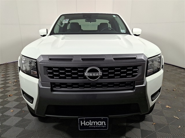2025 Nissan Frontier SV photo 2