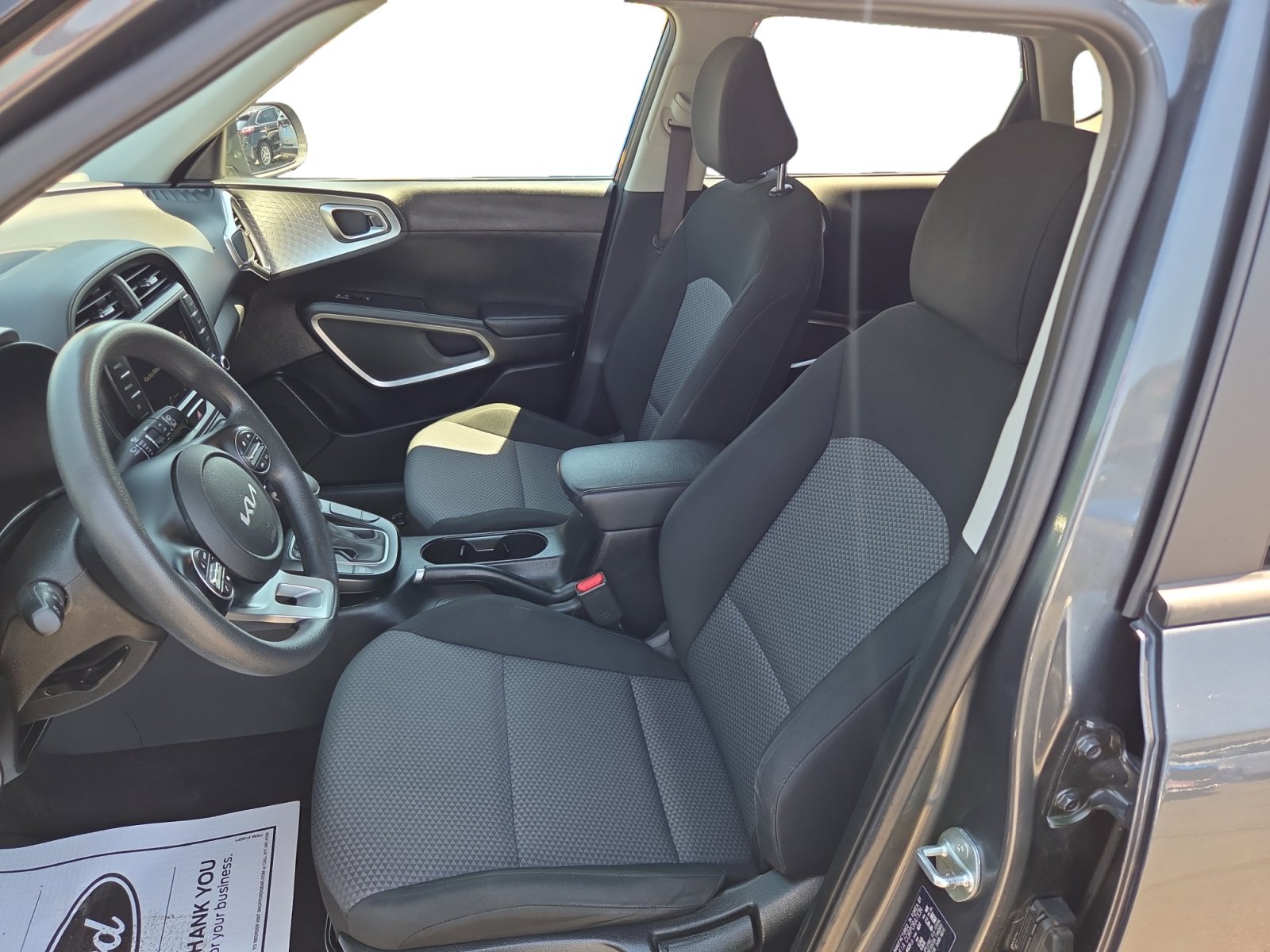 2023 Kia Soul LX photo 4