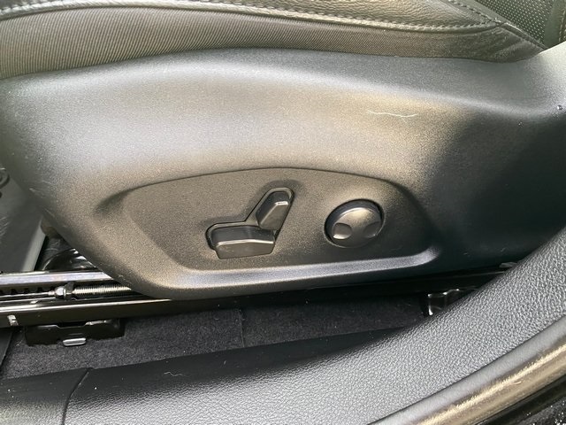 2022 Jeep Compass Latitude Lux photo 17