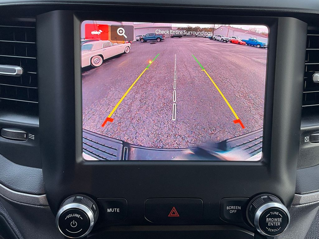 2024 Ram 2500 Tradesman photo 3