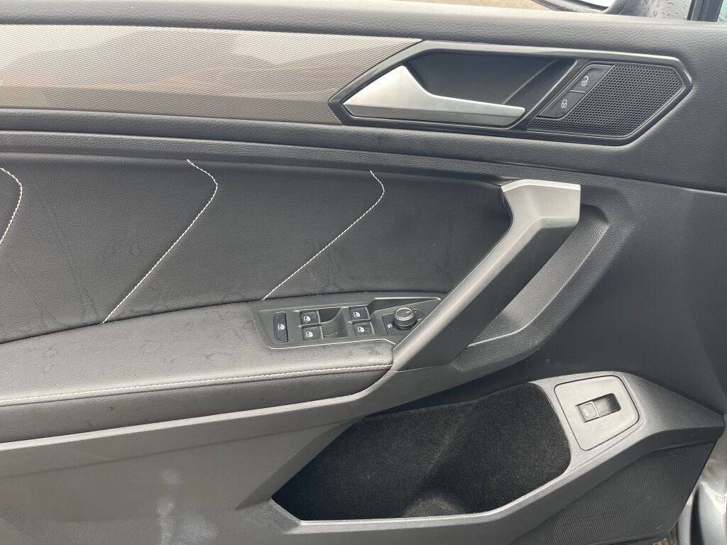 2024 Volkswagen Tiguan SE Wolfsburg Edition photo 10