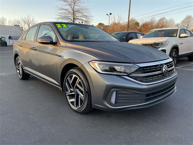 2022 Volkswagen Jetta SEL's photo