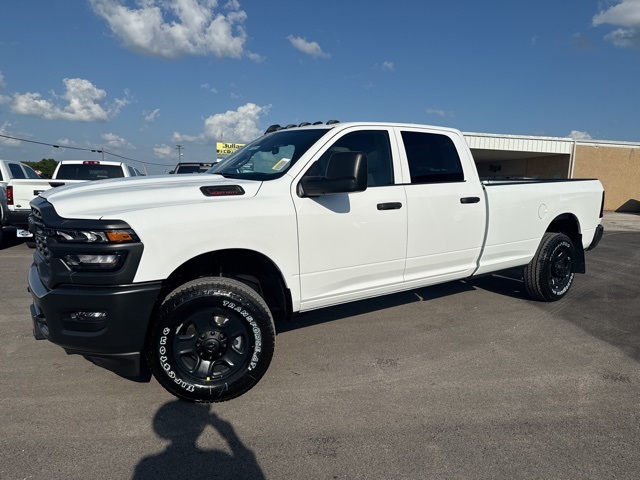 2025 Ram 3500 Tradesman photo 4