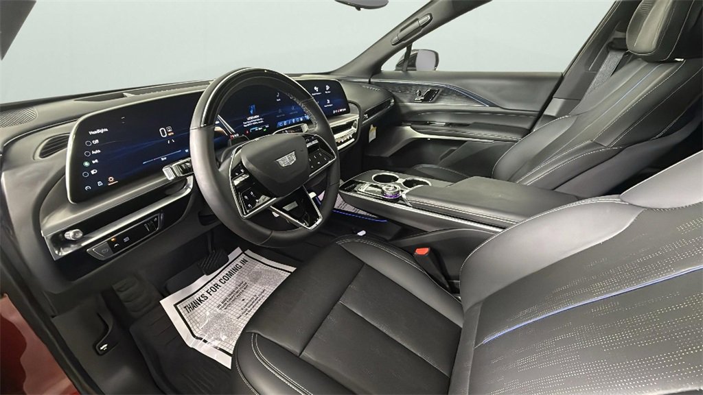 2024 Cadillac Lyriq Luxury photo 18