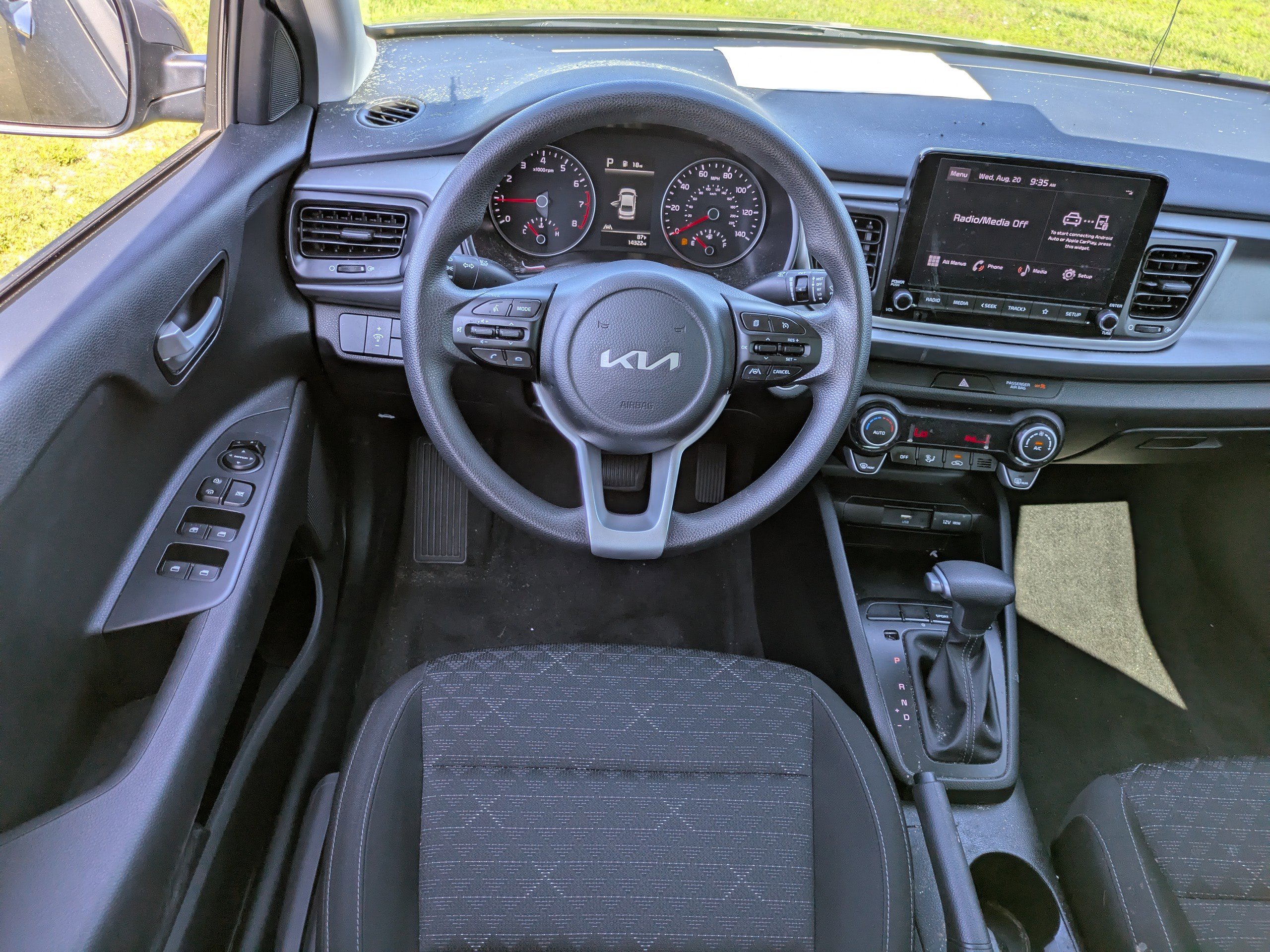 2023 Kia Rio S photo 9