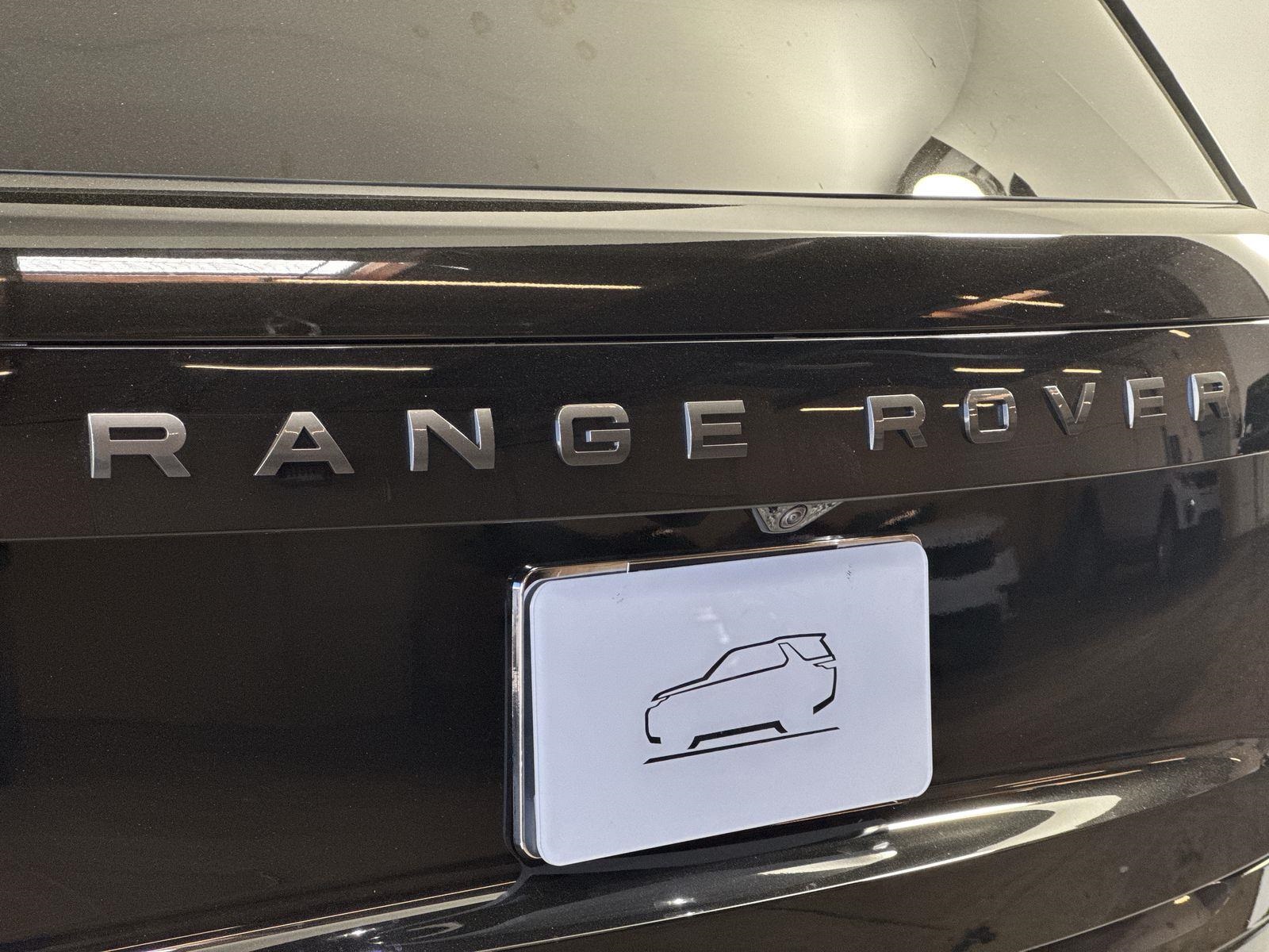 2025 Land Rover Range Rover SE photo 29