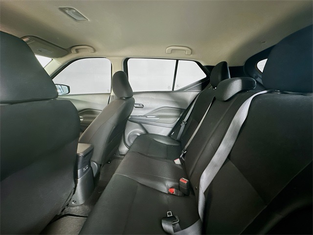 2025 Nissan Kicks Play S photo 24