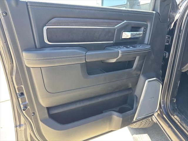 2025 Ram 2500 Laramie photo 7
