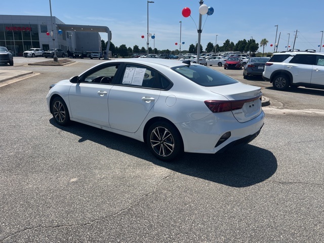 2023 Kia Forte LXS photo 4