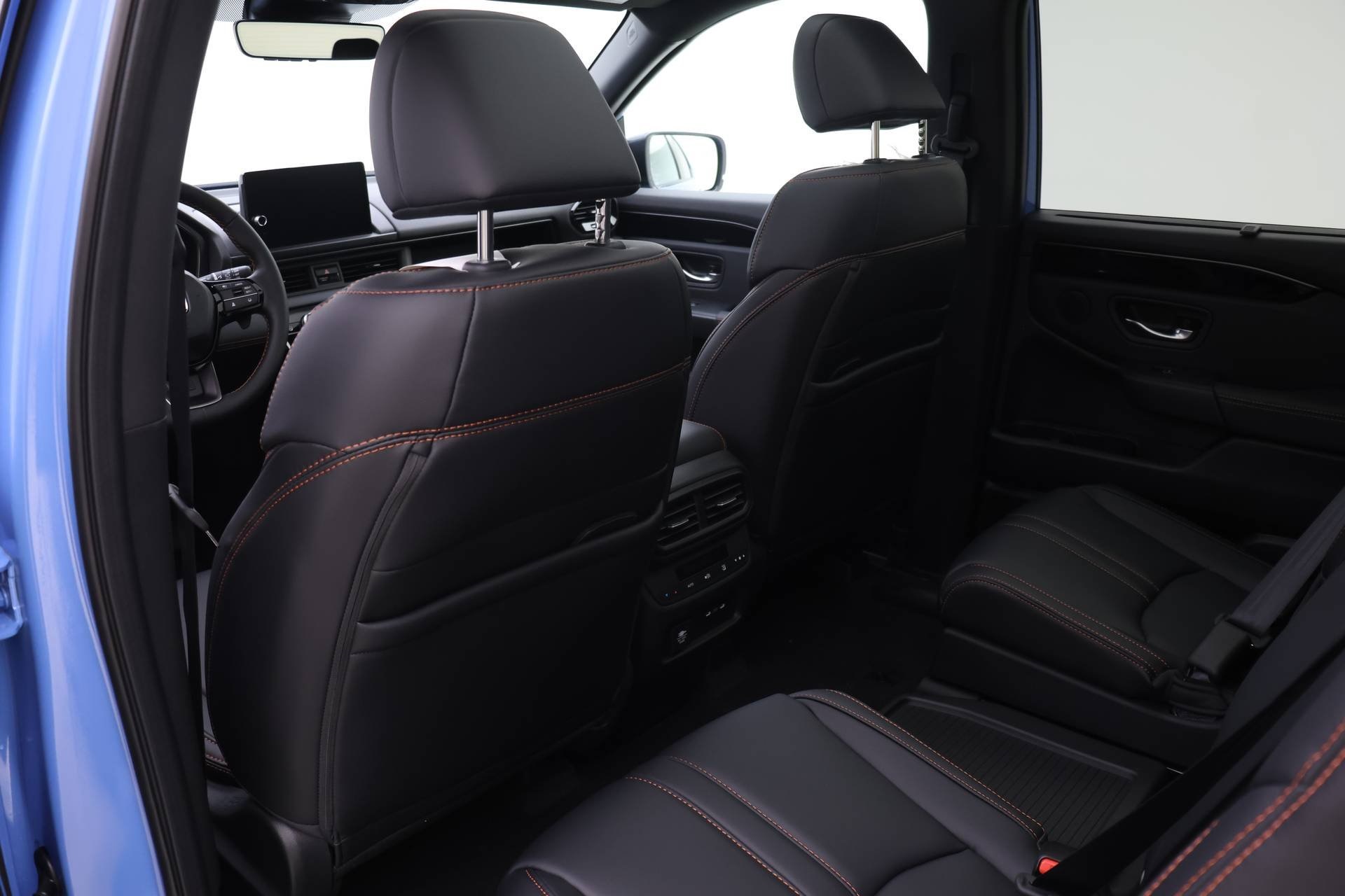 2025 Honda Pilot TrailSport photo 7