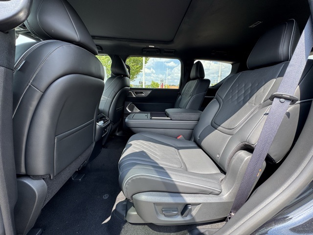 2026 Infiniti QX80 photo 27