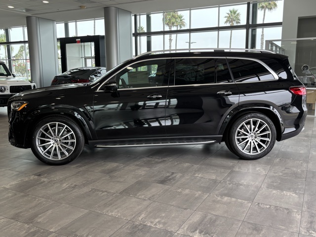 2026 Mercedes Benz GLS 580 4MATIC photo 5