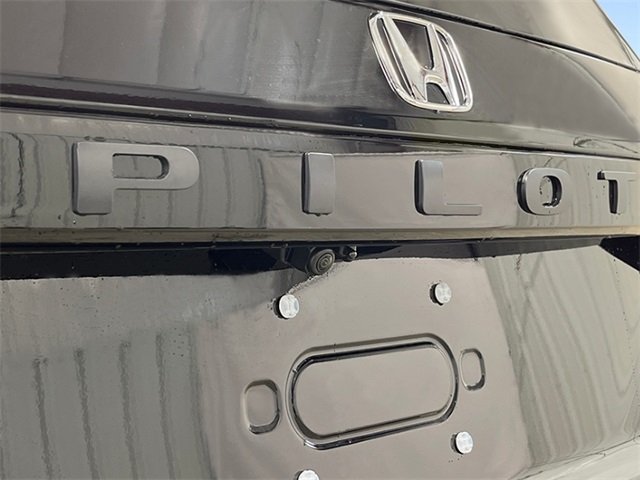 2025 Honda Pilot TrailSport photo 6