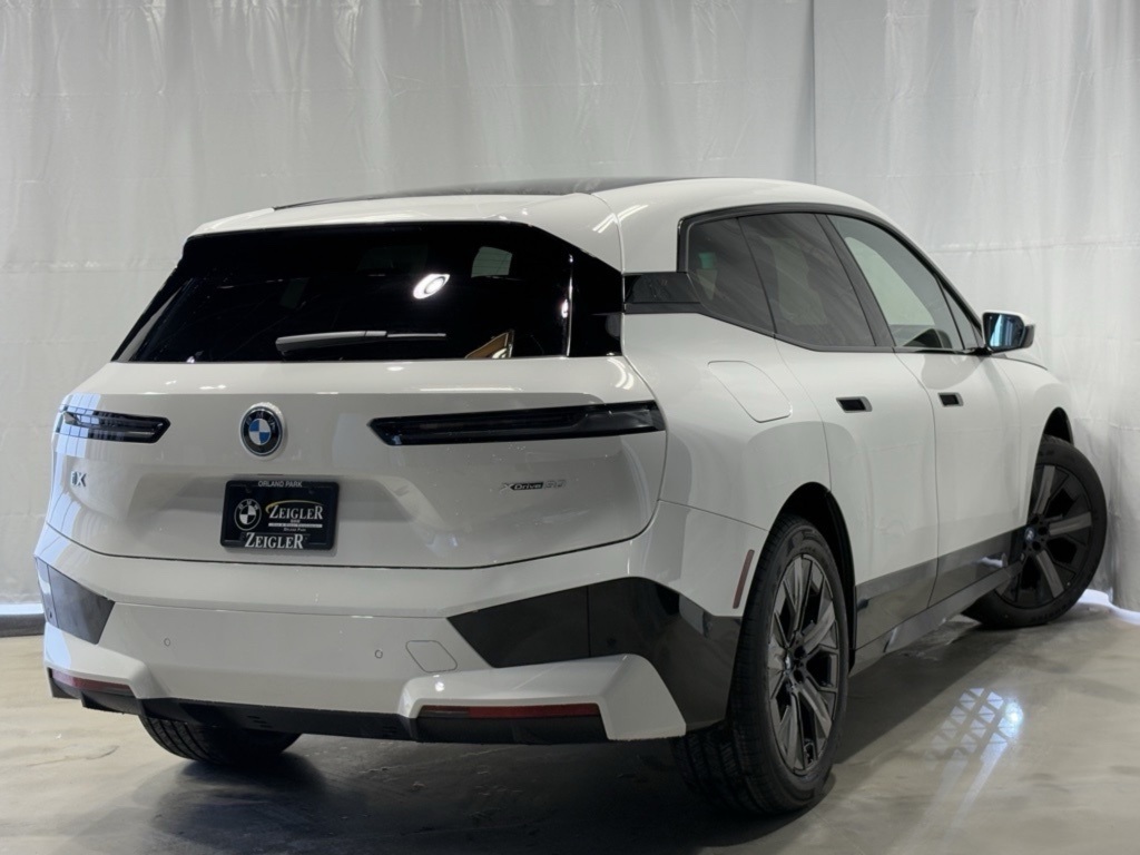 2025 Bmw iX photo 5