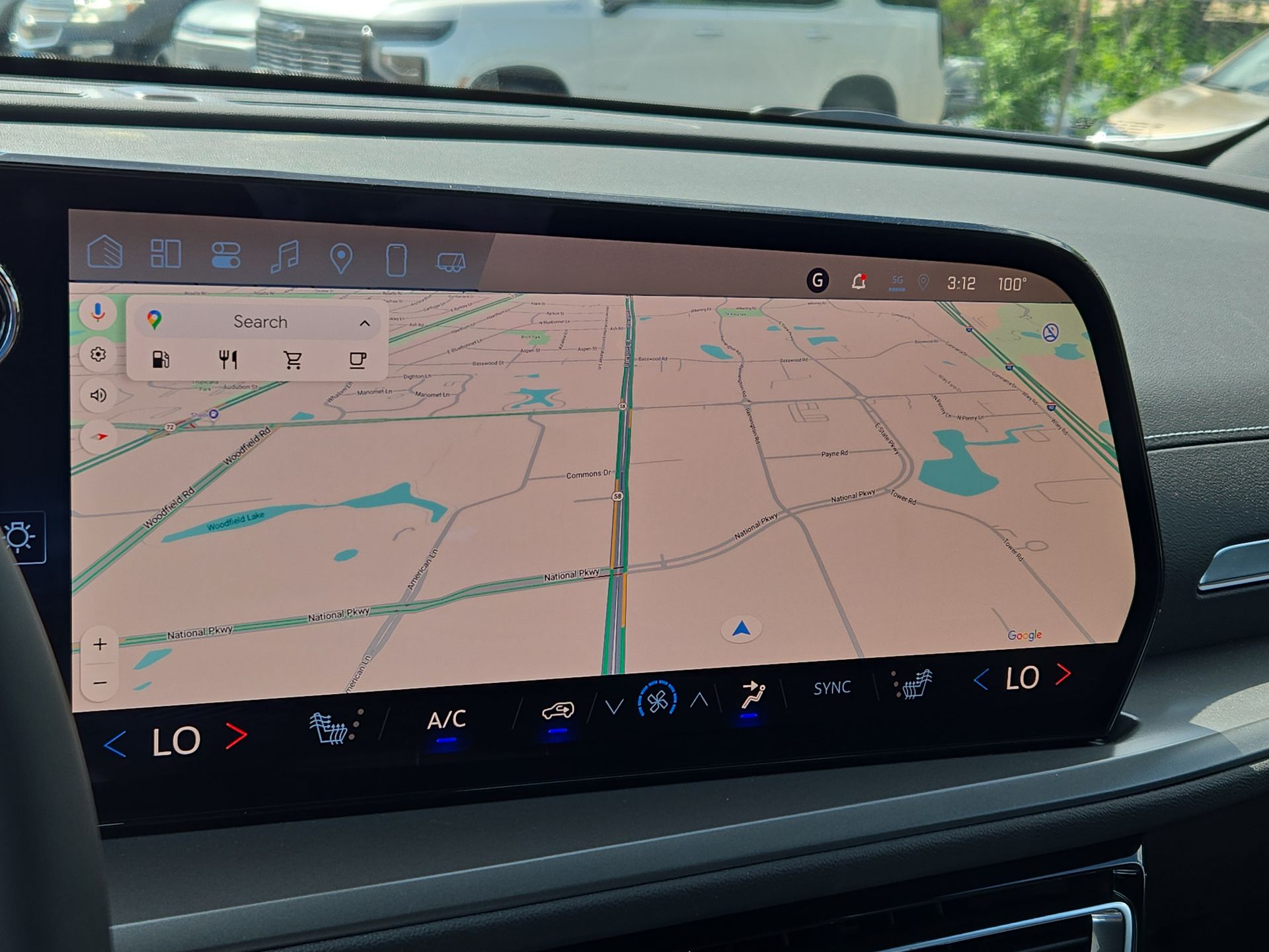 2025 Chevrolet Traverse photo 19