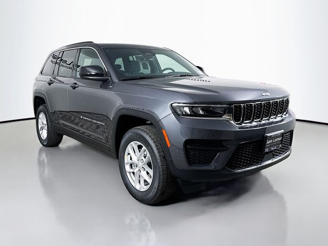 2025 Jeep Grand Cherokee Laredo's photo