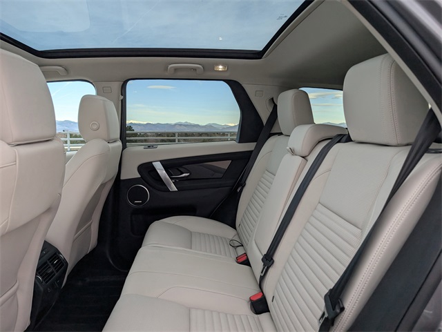 2025 Land Rover Discovery Sport S photo 6