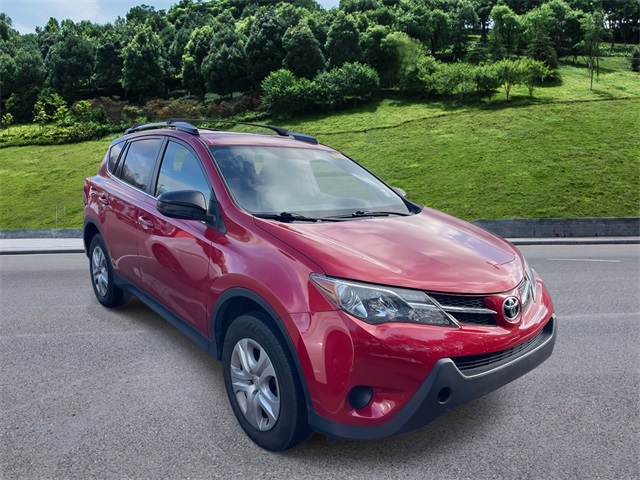 2014 Toyota RAV4 LE's photo