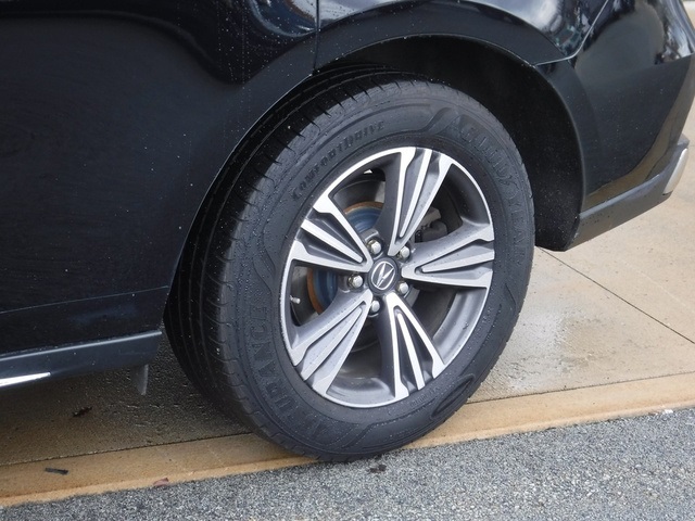 2018 Acura MDX SH-AWD photo 2