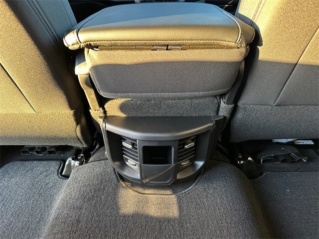 2024 Ram 2500 Tradesman photo 11