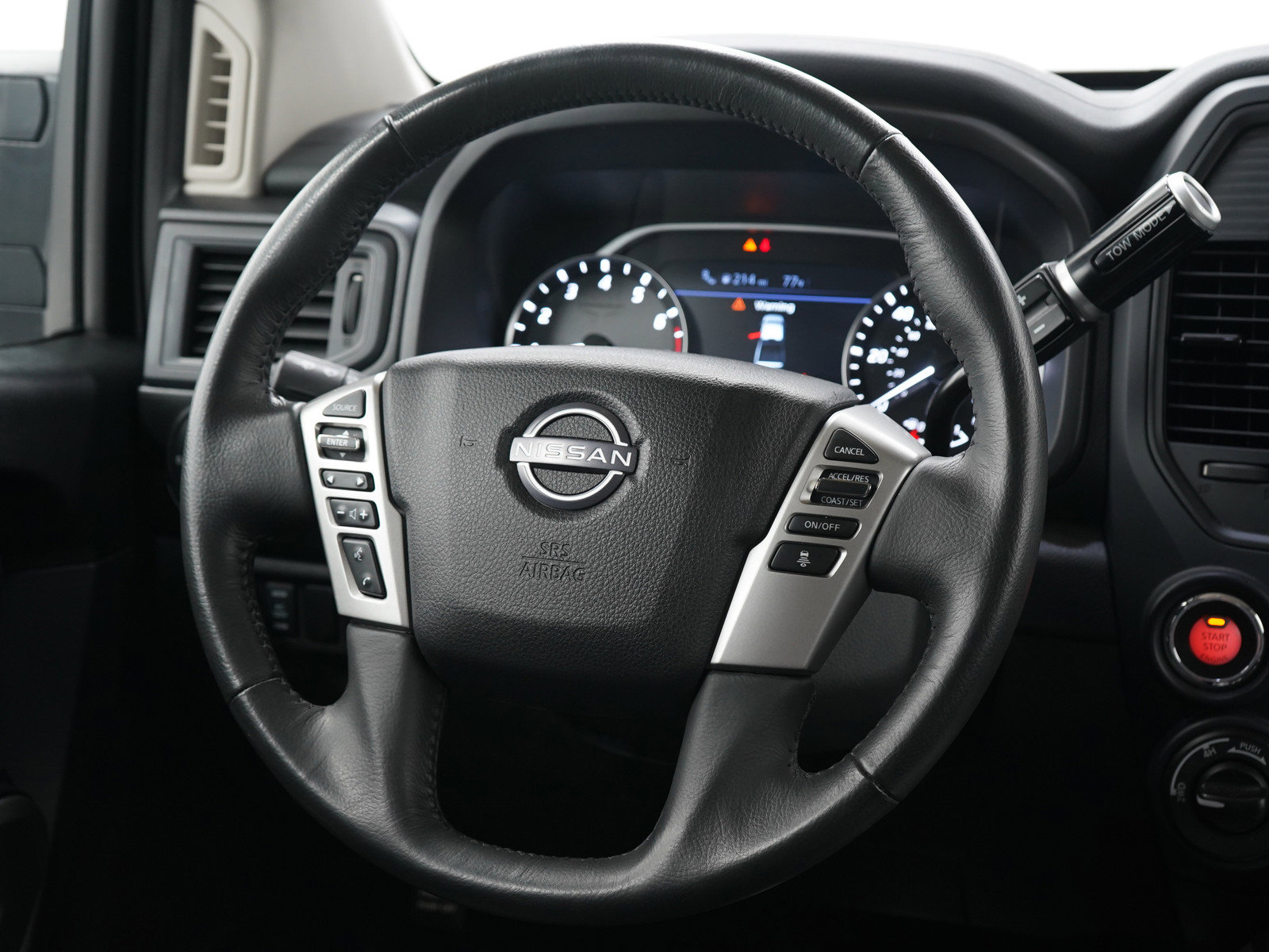 2024 Nissan Titan SV photo 17