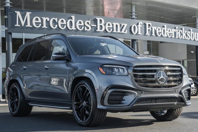 2026 Mercedes-Benz GLS Base's photo