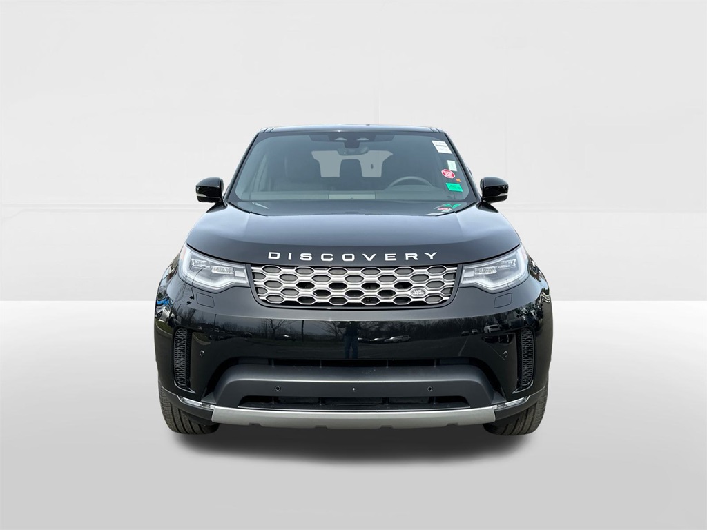 2025 Land Rover Discovery S photo 6