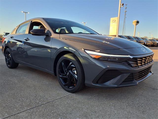 2026 Hyundai Elantra SEL's photo