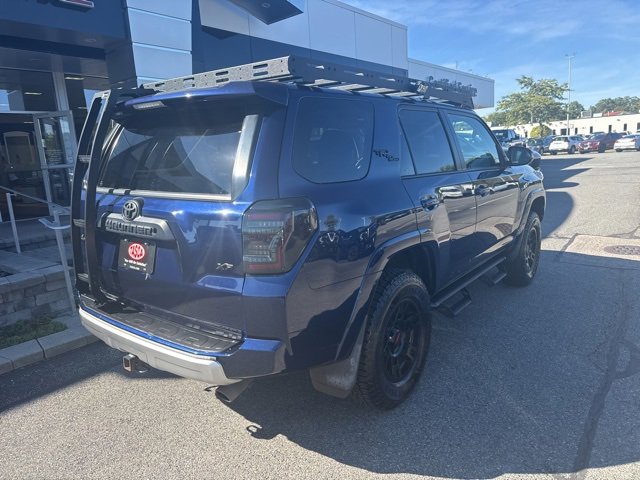 2018 Toyota 4Runner TRD Off-Road Premium photo 8