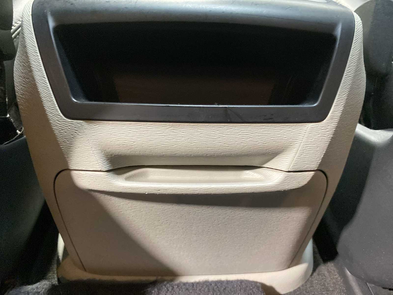 2011 Toyota Sienna SE photo 24