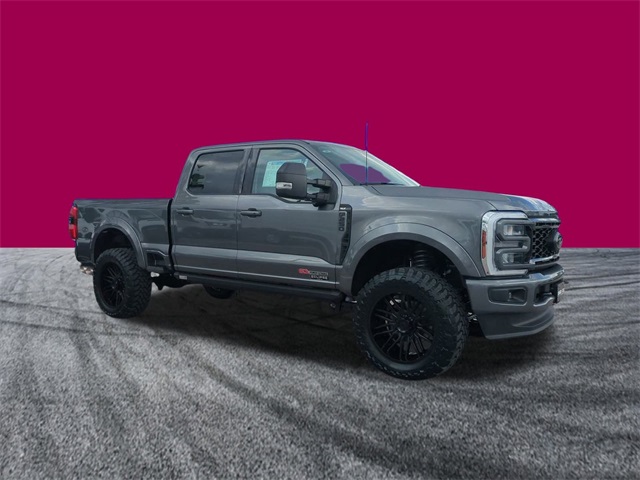 2025 Ford F-250 XLT photo 2