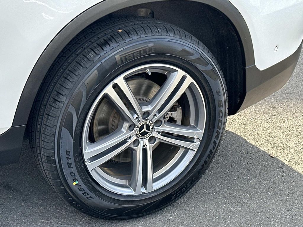 2022 Mercedes Benz GLC 300 4MATIC photo 14