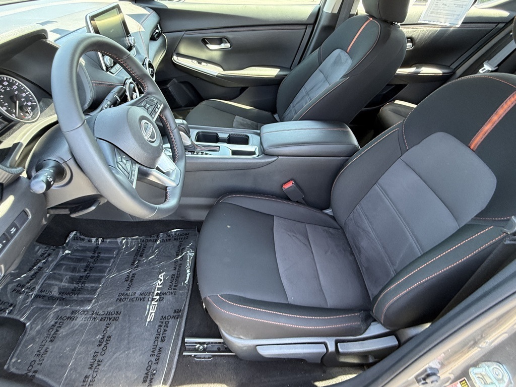 2025 Nissan Sentra SR photo 16