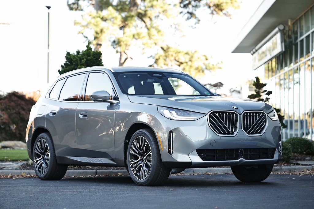 2026 BMW X3 30's photo